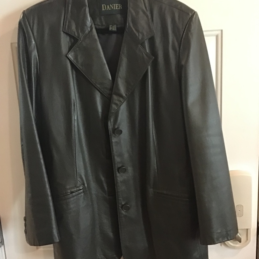 Danier dark olive green leather blazer